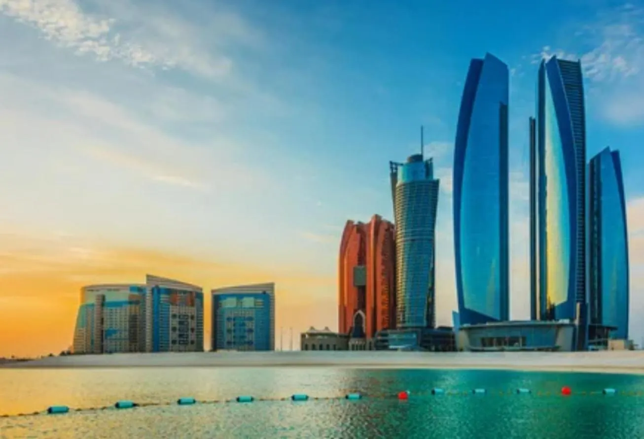 Corniche Street - For Males 